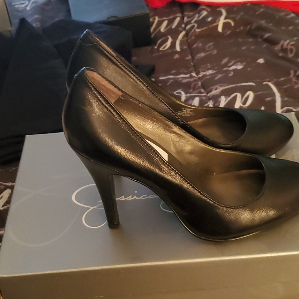 Shoes - Picture 2 of 3